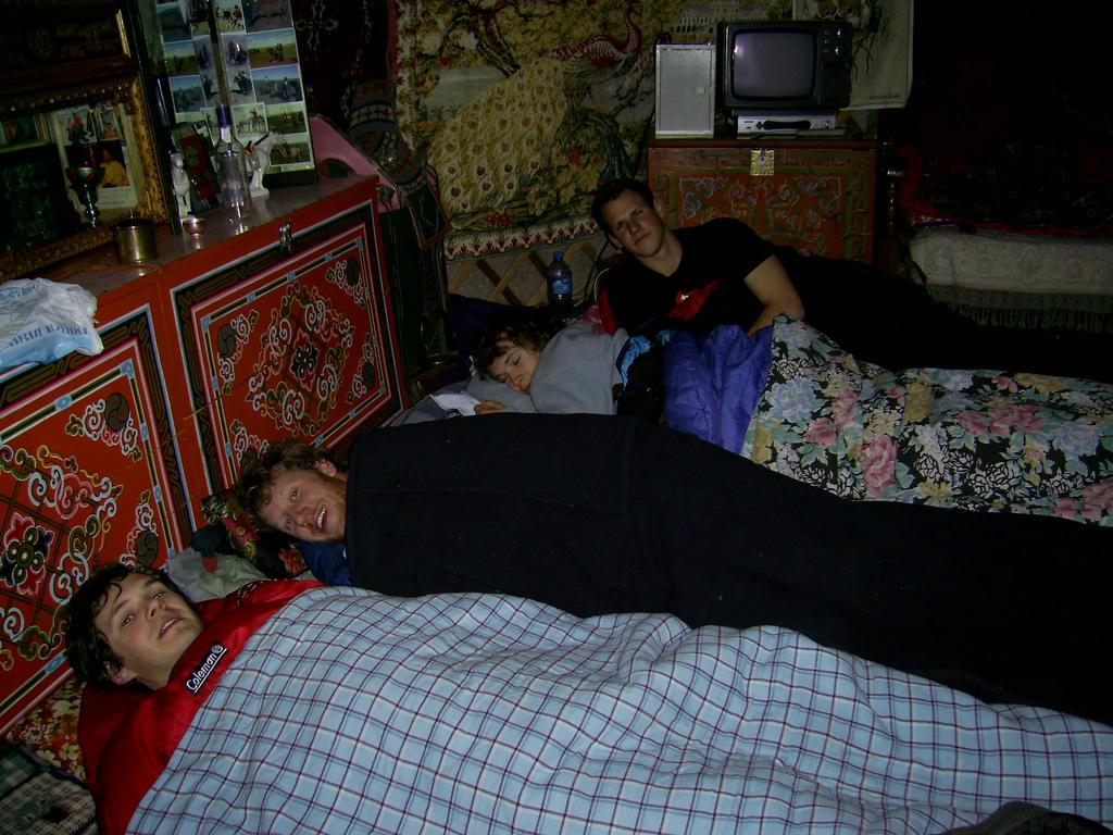 Golden Gobi Hostel & Tours Oulan-Bator Extérieur photo