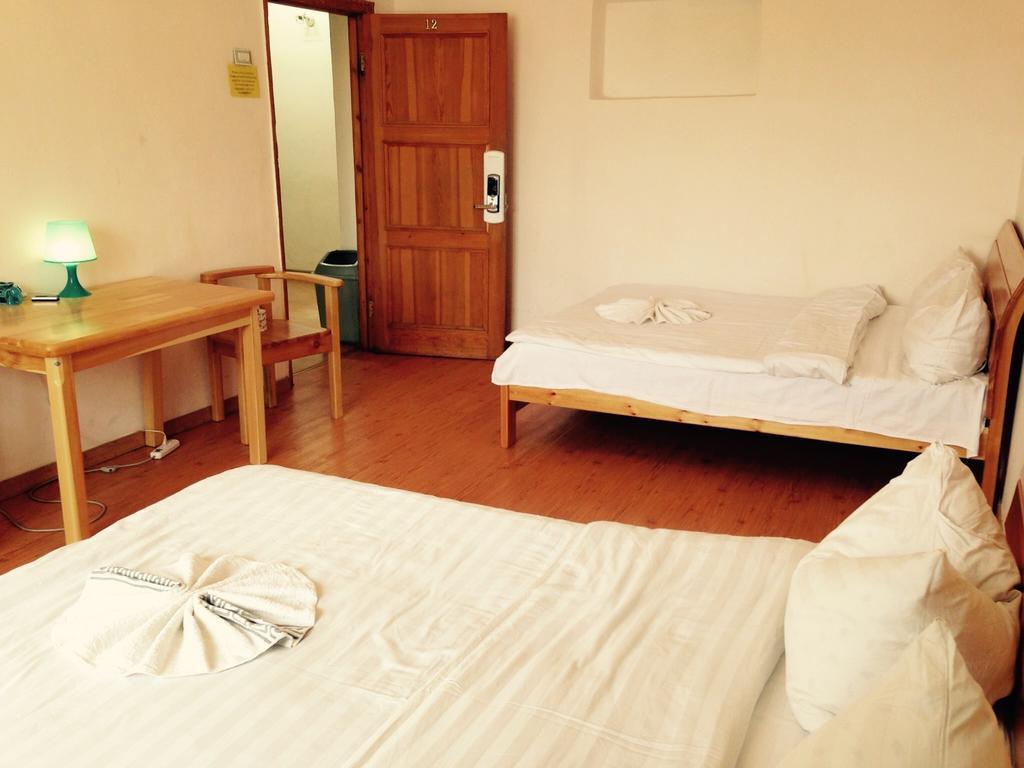 Golden Gobi Hostel & Tours Oulan-Bator Chambre photo