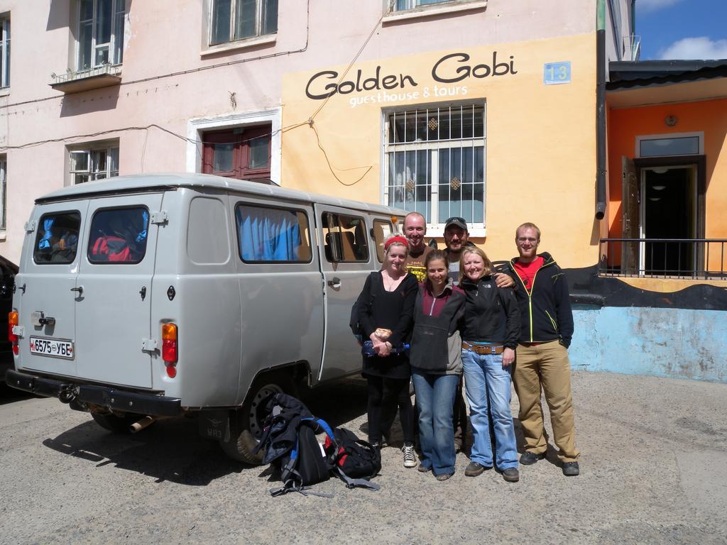 Golden Gobi Hostel & Tours Oulan-Bator Extérieur photo