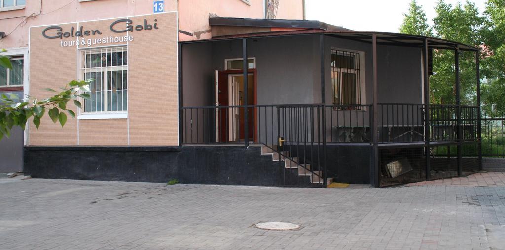 Golden Gobi Hostel & Tours Oulan-Bator Extérieur photo