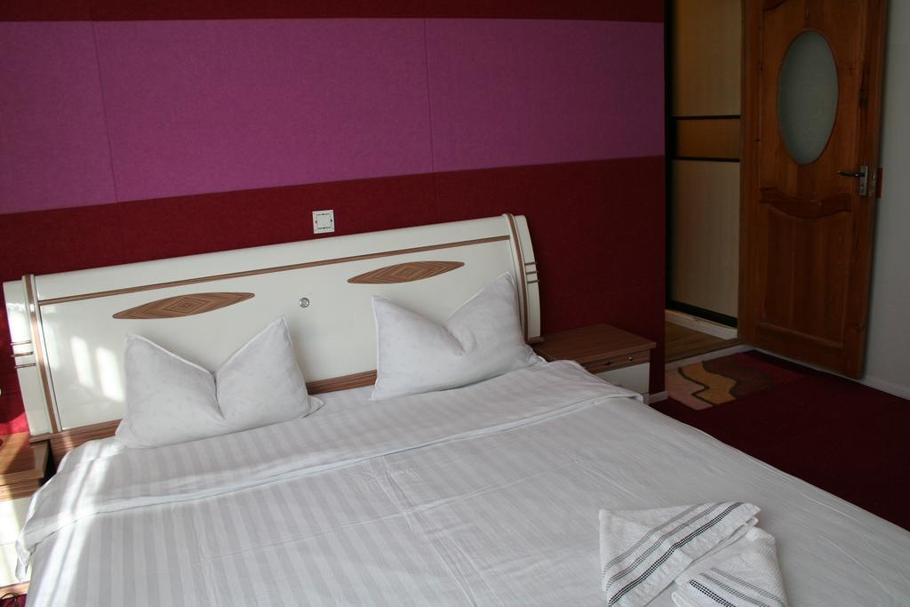 Golden Gobi Hostel & Tours Oulan-Bator Extérieur photo